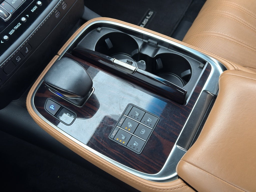 2023 Lexus LS 500 Luxury Package