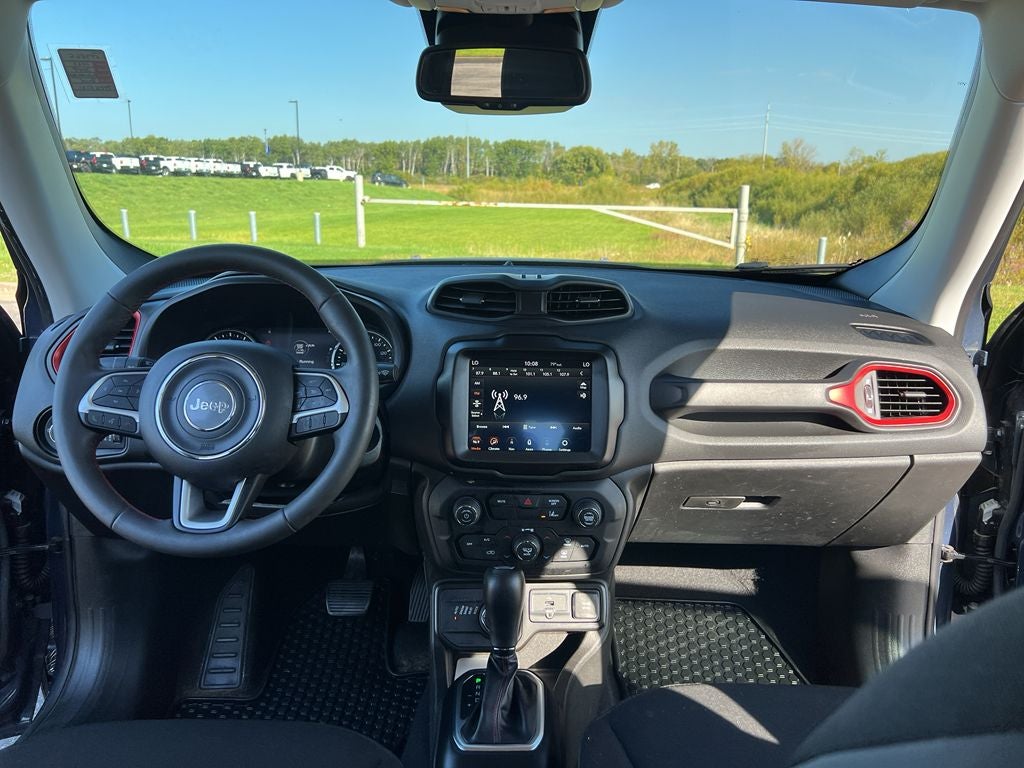 2023 Jeep Renegade Trailhawk