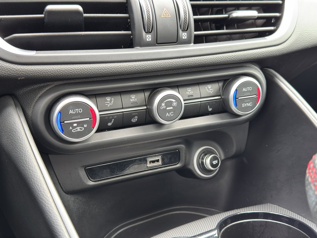 2024 Alfa Romeo Giulia Competizione