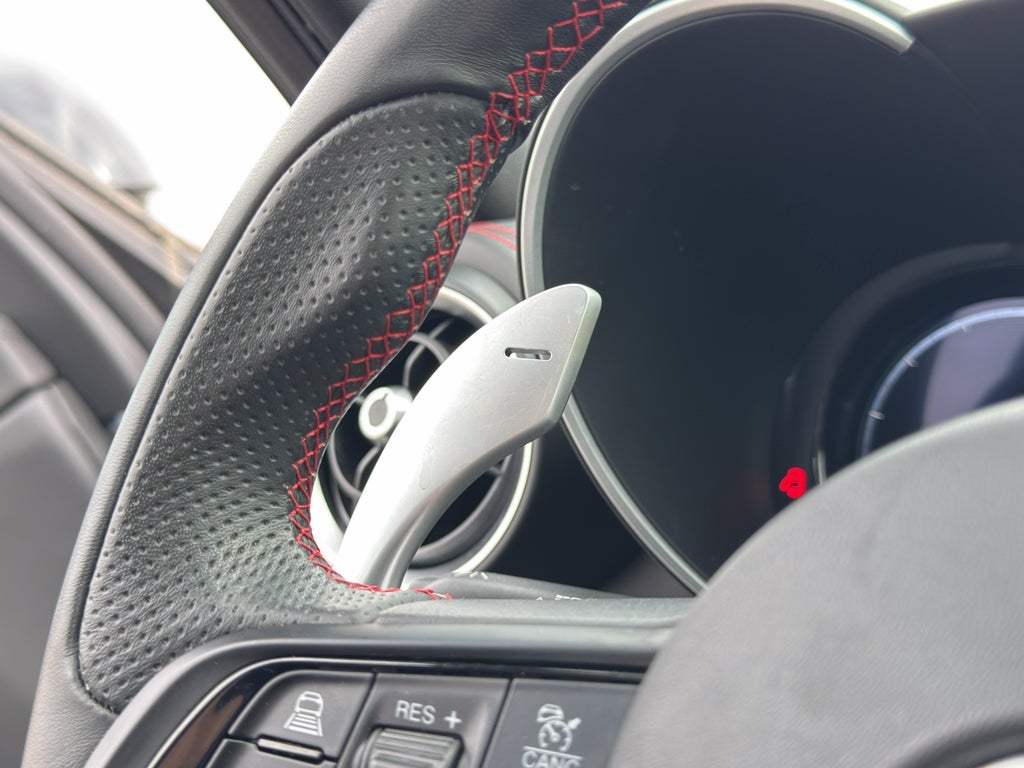 2024 Alfa Romeo Giulia Competizione