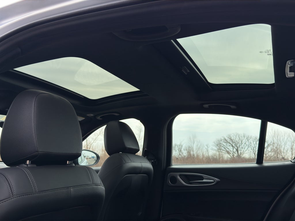 2024 Alfa Romeo Giulia Competizione