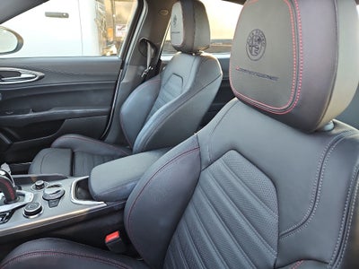 2024 Alfa Romeo Giulia Competizione