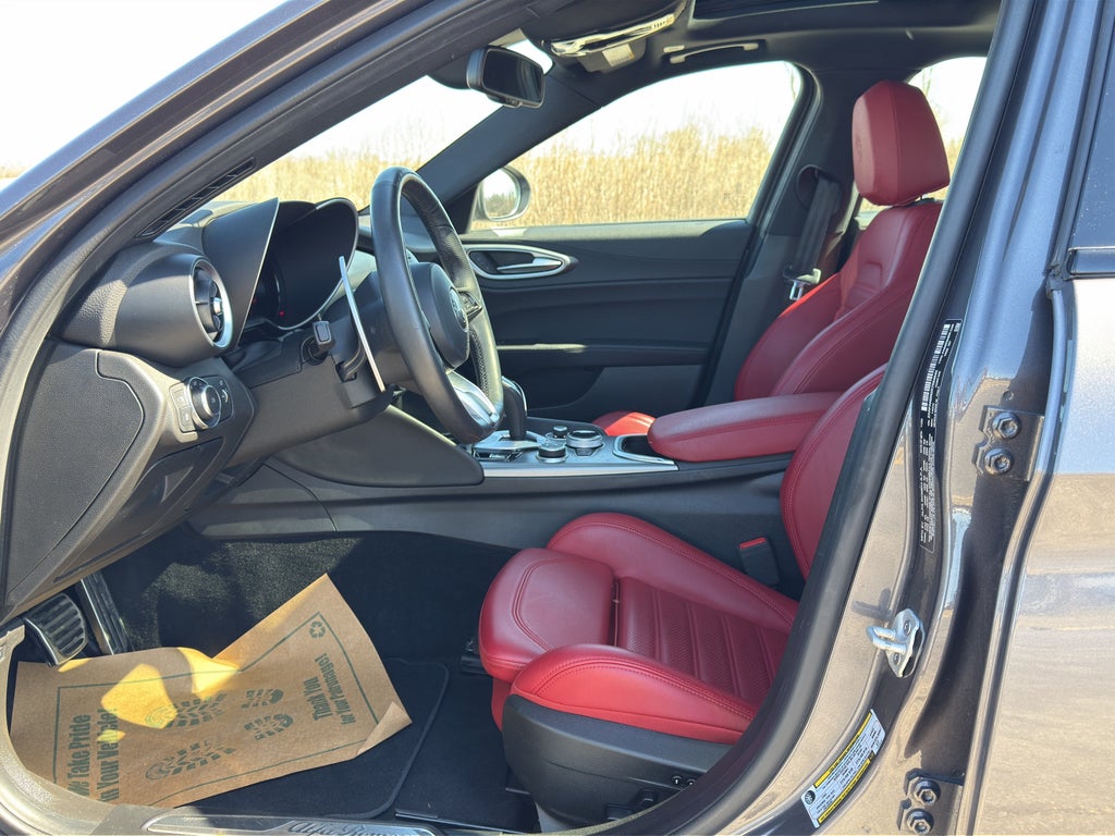 2024 Alfa Romeo Giulia Veloce