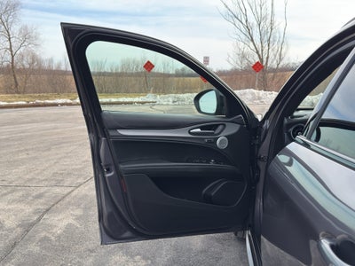 2024 Alfa Romeo Stelvio Ti