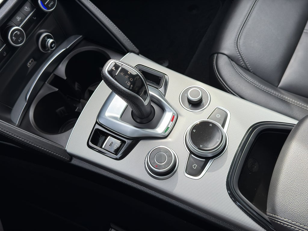 2024 Alfa Romeo Stelvio Ti