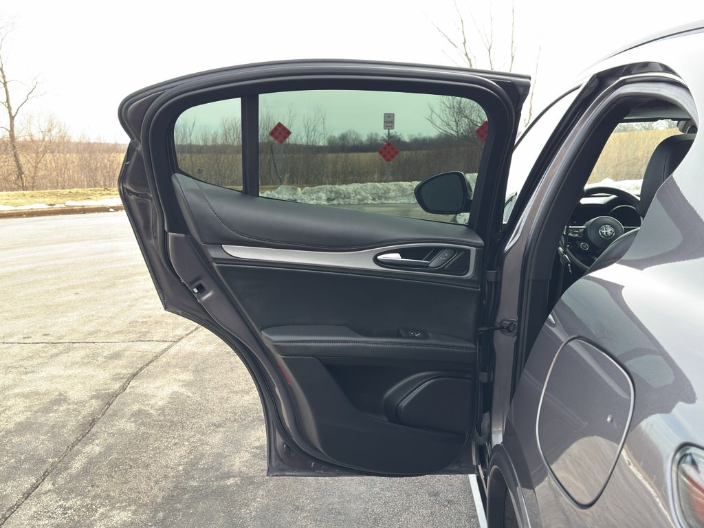 2024 Alfa Romeo Stelvio Ti