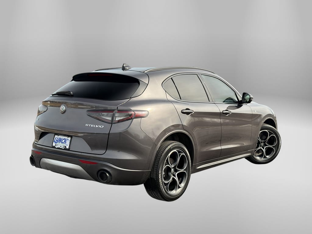 2024 Alfa Romeo Stelvio Ti