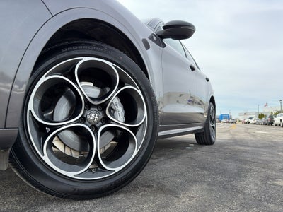 2024 Alfa Romeo Stelvio Ti