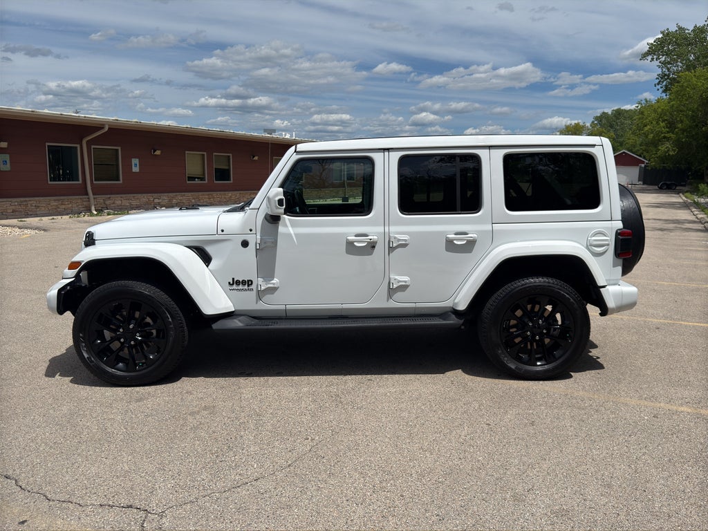 2021 Jeep Wrangler Unlimited Sahara High Altitude