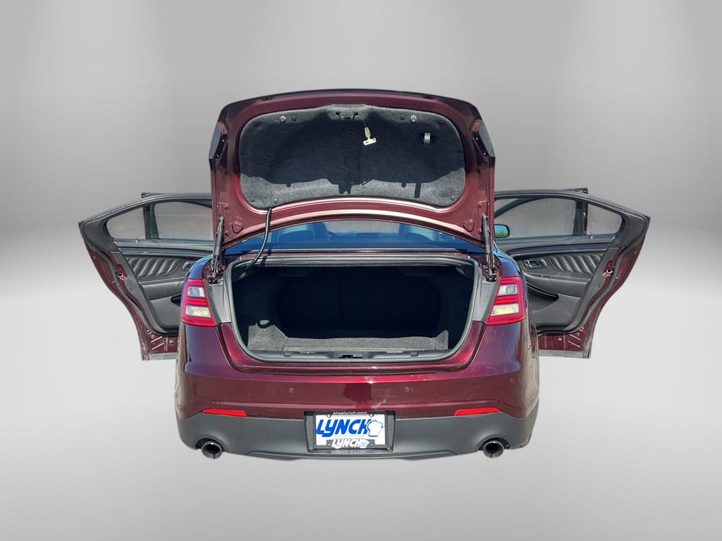 2019 Ford Taurus SHO