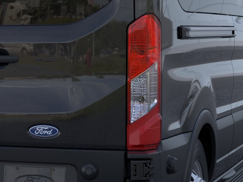 2026 Ford Transit Passenger Wagon XLT