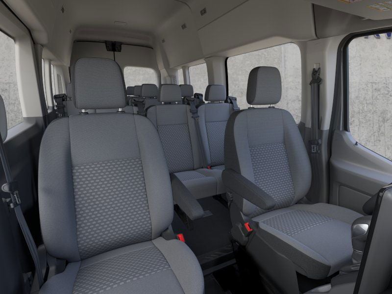2025 Ford Transit Passenger Wagon XLT