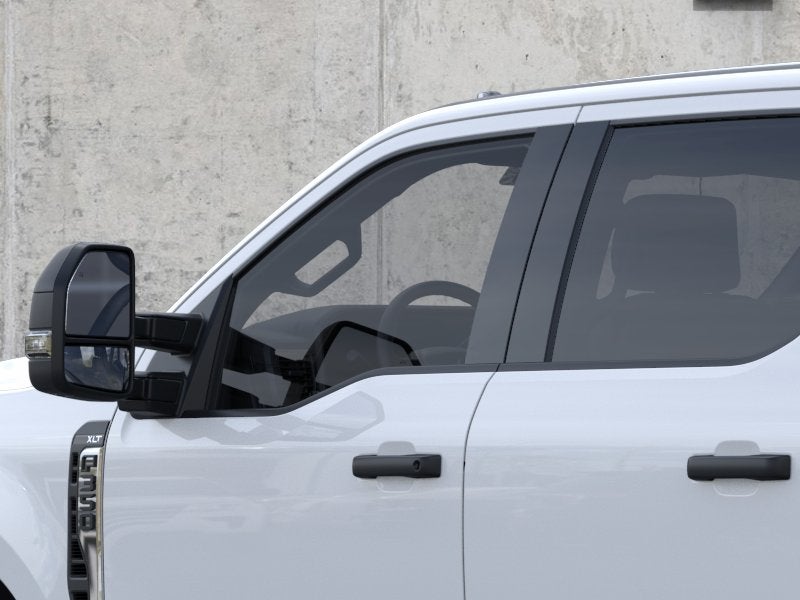 2026 Ford Super Duty F-350 DRW Chassis Cab LARIAT