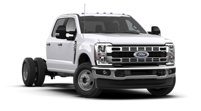 2026 Ford Super Duty F-350 DRW Chassis Cab LARIAT