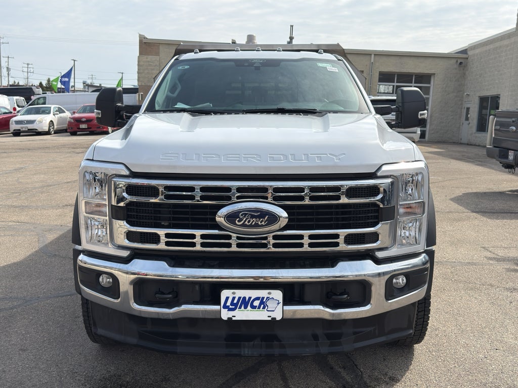 2026 Ford Super Duty F-450 DRW Chassis Cab XL