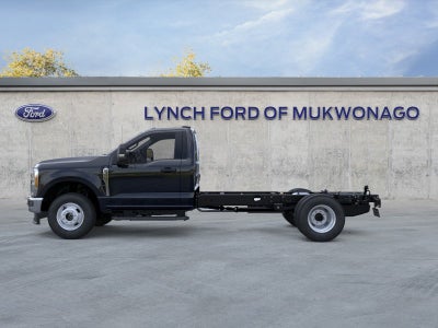 2026 Ford Super Duty F-350 DRW Chassis Cab XL
