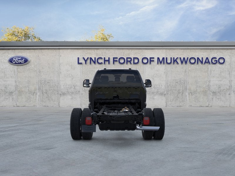2026 Ford Super Duty F-350 DRW Chassis Cab XL
