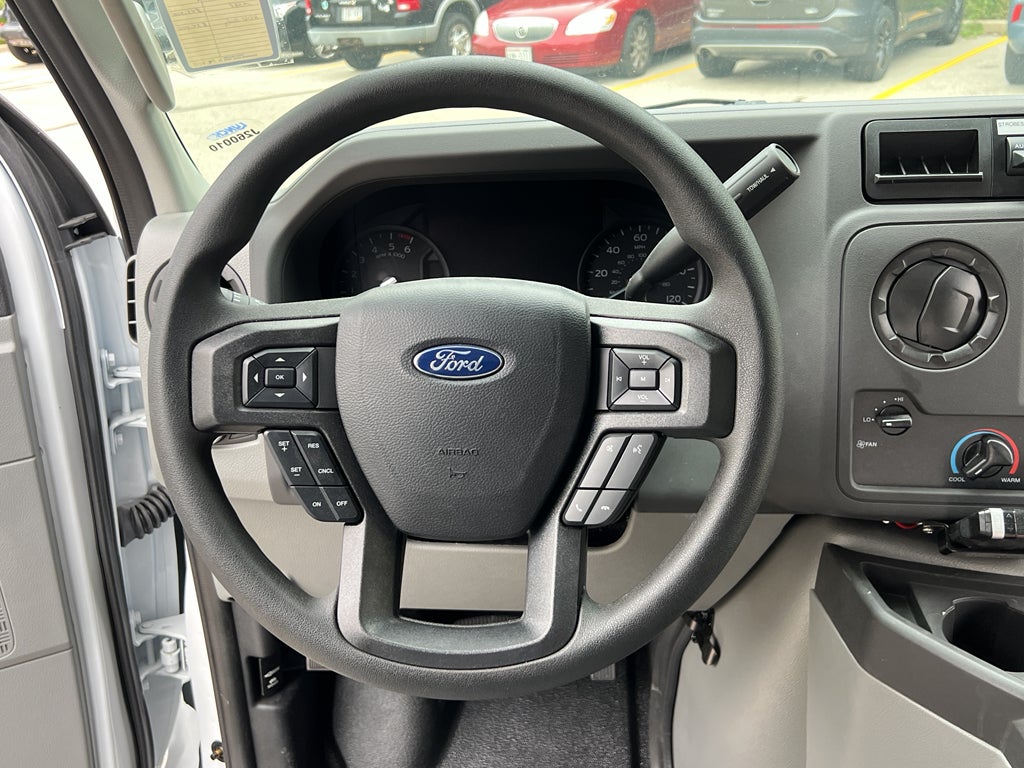 2026 Ford E-Series Cutaway E-350 SRW 138" WB