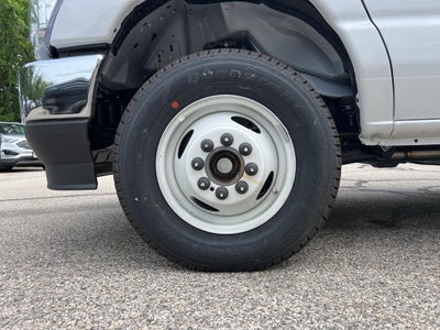 2025 Ford E-Series Cutaway E-450 DRW 158" WB