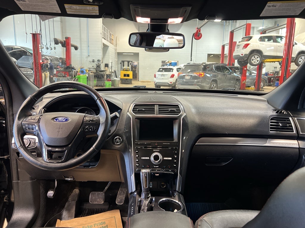 2018 Ford Explorer Sport
