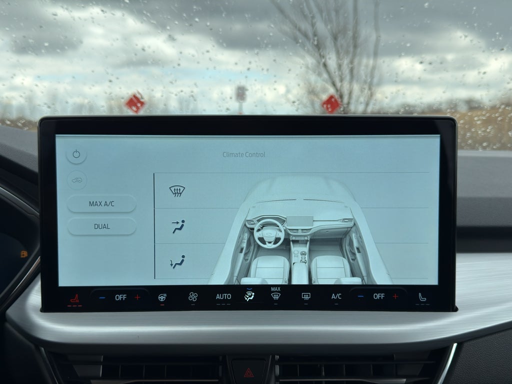 2025 Ford Escape Platinum