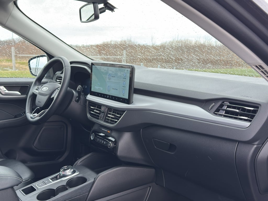 2025 Ford Escape Platinum