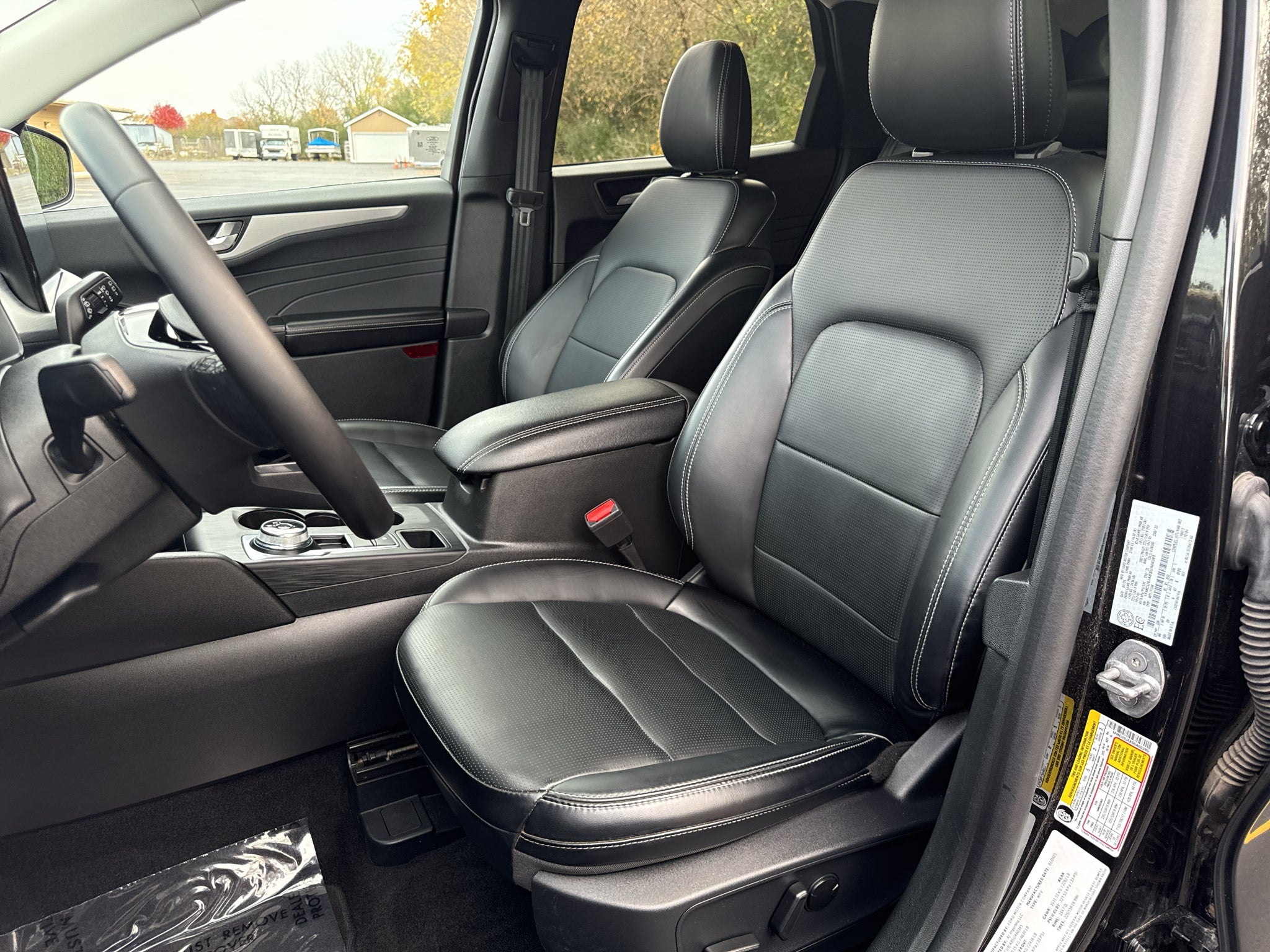 2025 Ford Escape Platinum