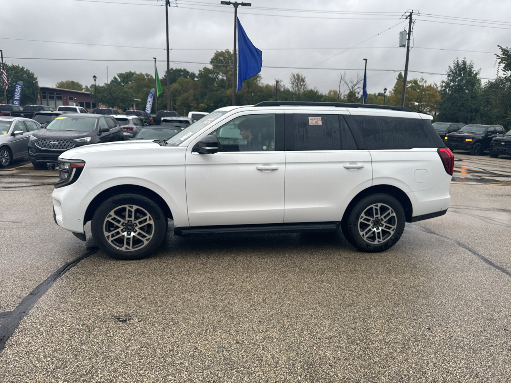 2025 Ford Expedition Active