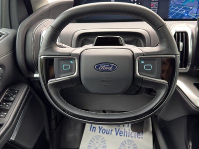 2025 Ford Expedition Platinum