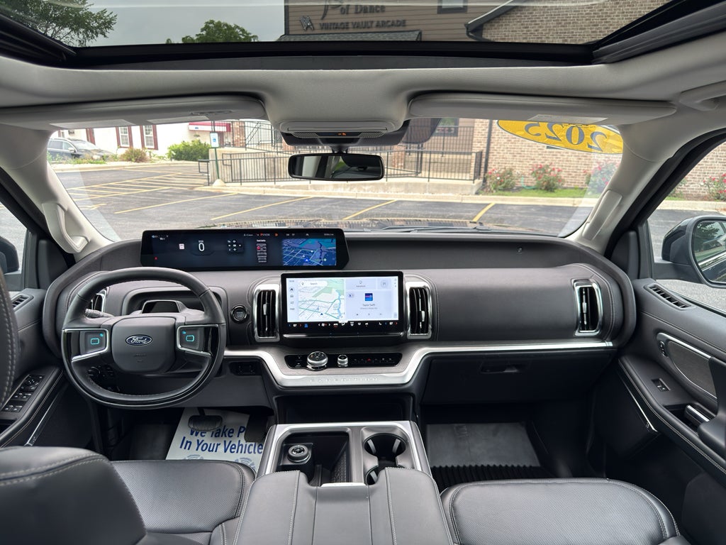 2025 Ford Expedition Platinum