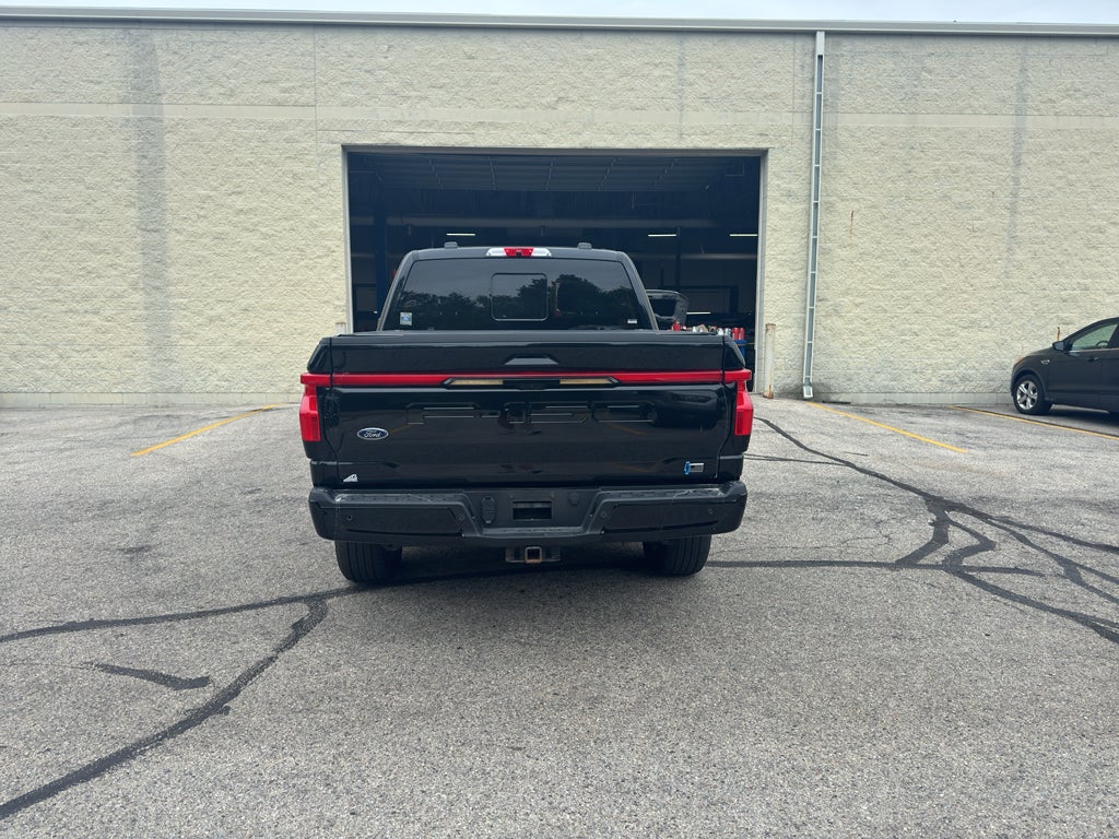 2023 Ford F-150 Lightning LARIAT