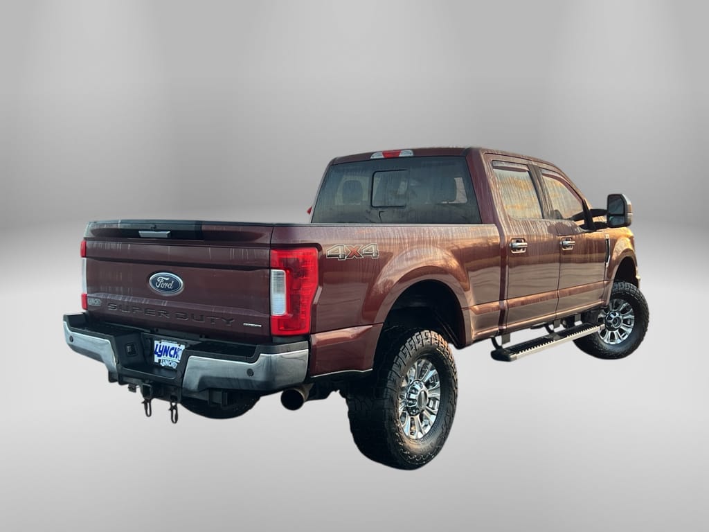 2017 Ford Super Duty F-250 Pickup XLT