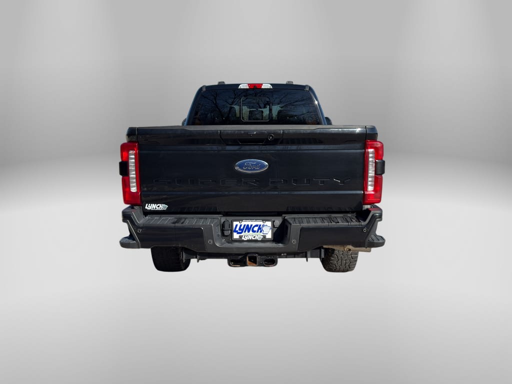 2024 Ford Super Duty F-250 Pickup LARIAT