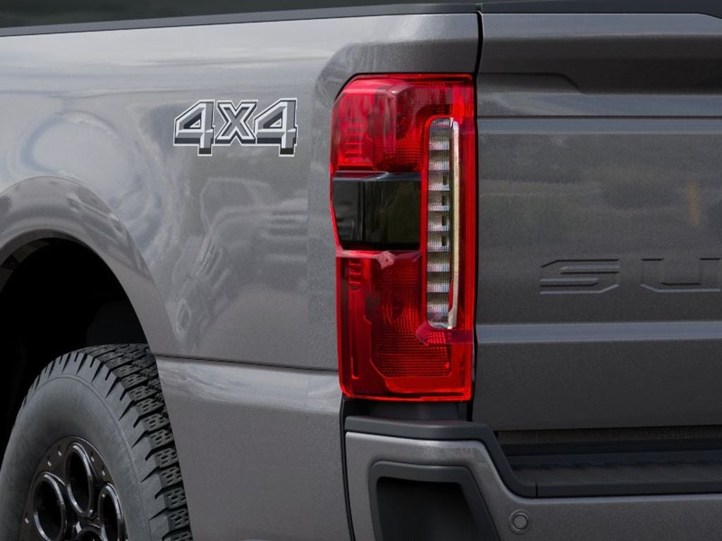 2027 Ford Super Duty F-350 SRW Pickup LARIAT