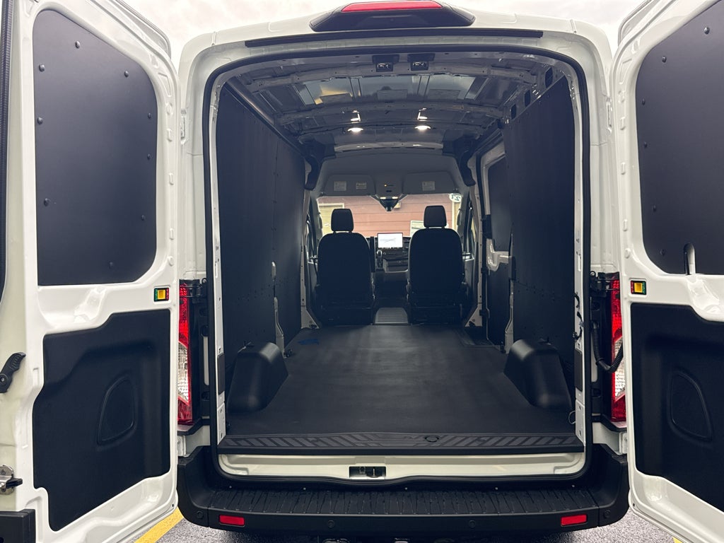 2027 Ford Transit Cargo Van T-250 148" Med Rf 9150 GVWR RWD