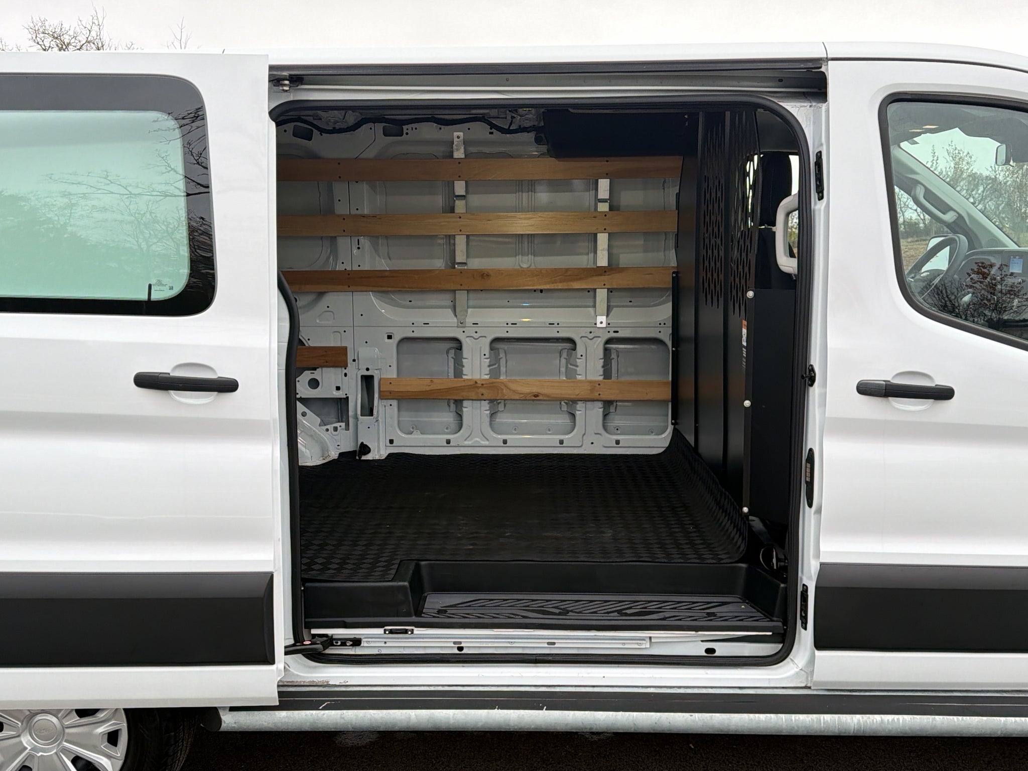 2025 Ford Transit Cargo Van Base