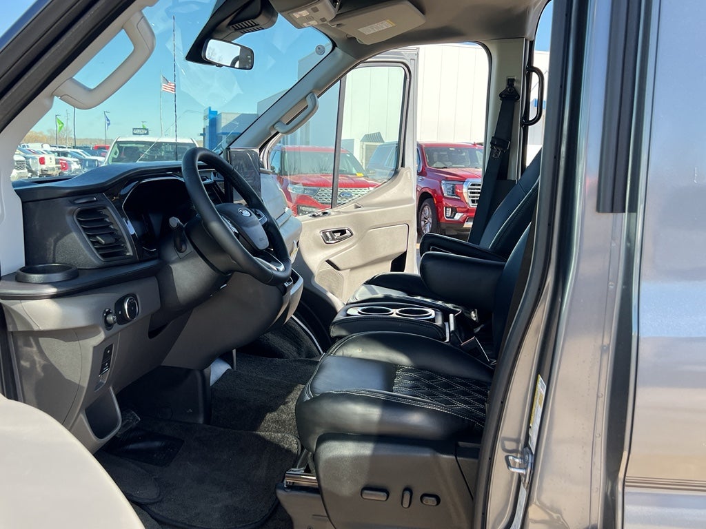 2026 Ford Transit Cargo Van T-250 148" Med Rf 9150 GVWR AWD