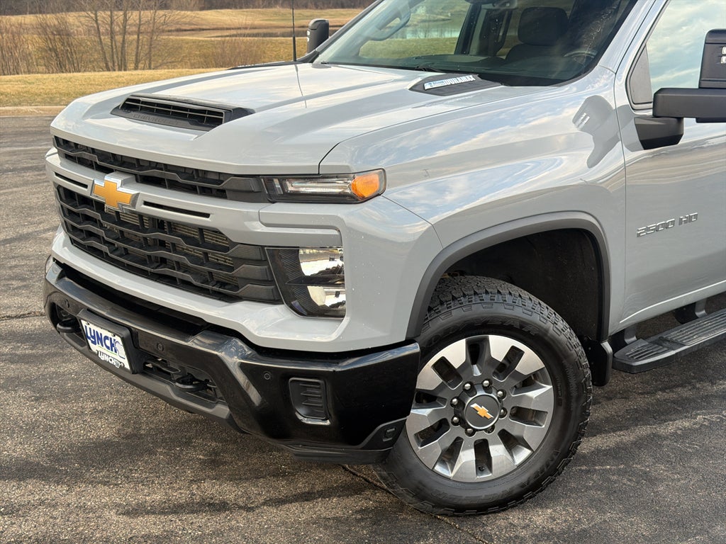 2025 Chevrolet Silverado 2500HD Custom