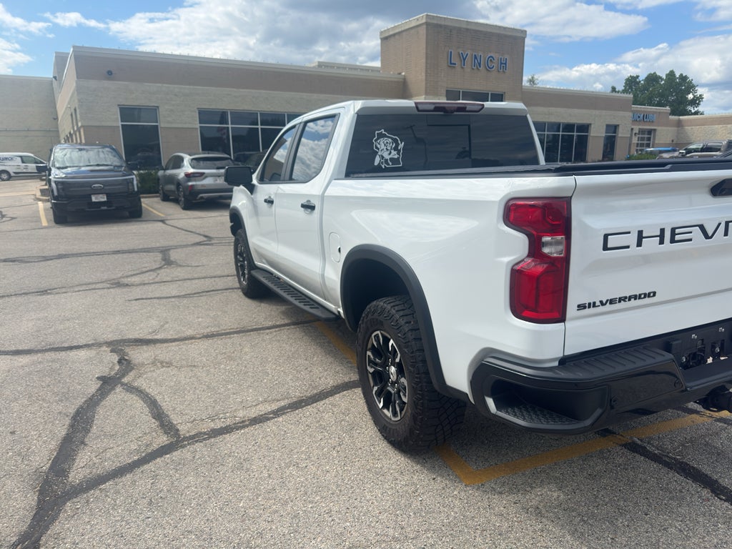 2024 Chevrolet Silverado 1500 ZR2