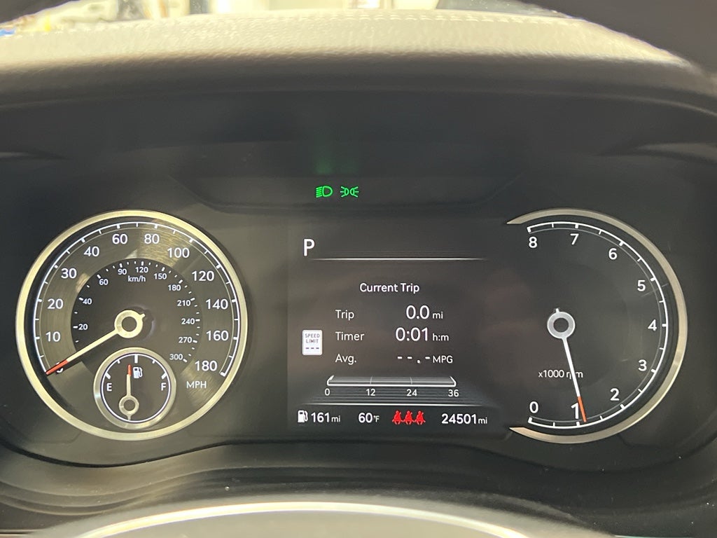 2025 Genesis G70 2.5T