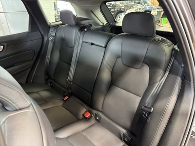 2025 Volvo XC60 Plus