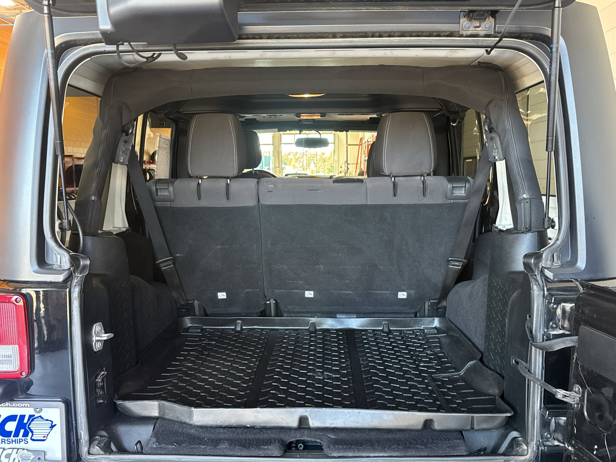 2018 Jeep Wrangler JK Unlimited Sahara
