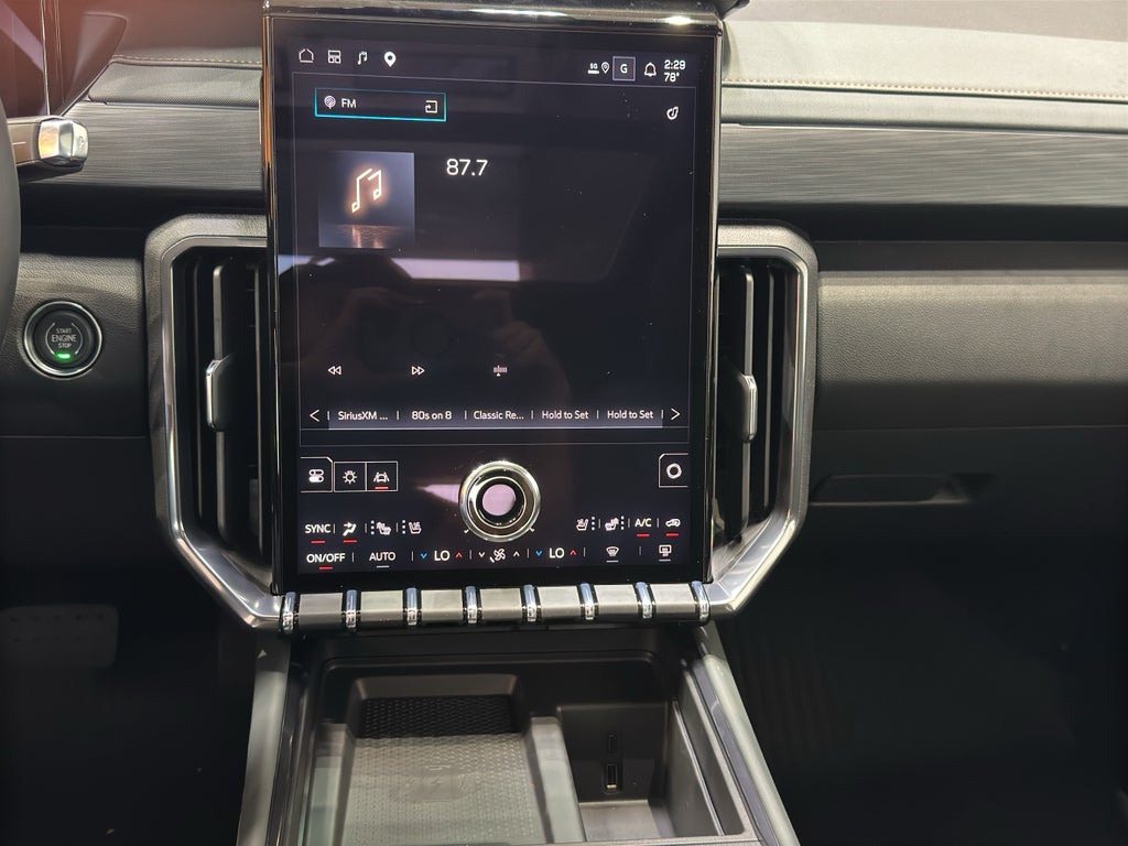 2027 GMC Acadia AT4