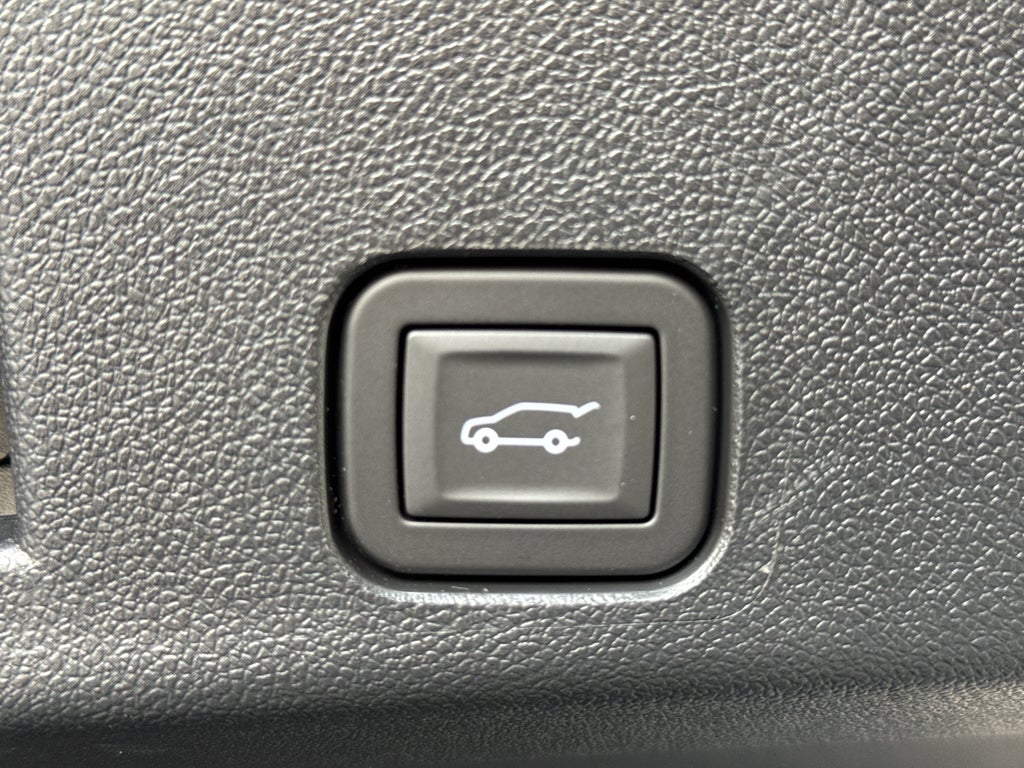 2027 GMC Acadia Denali