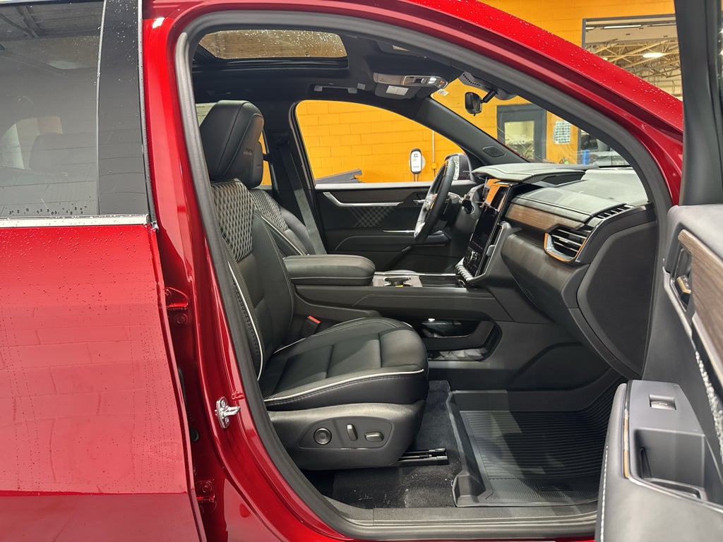 2027 GMC Acadia Denali
