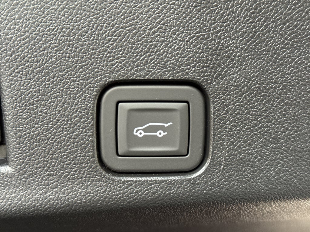 2027 GMC Acadia Denali