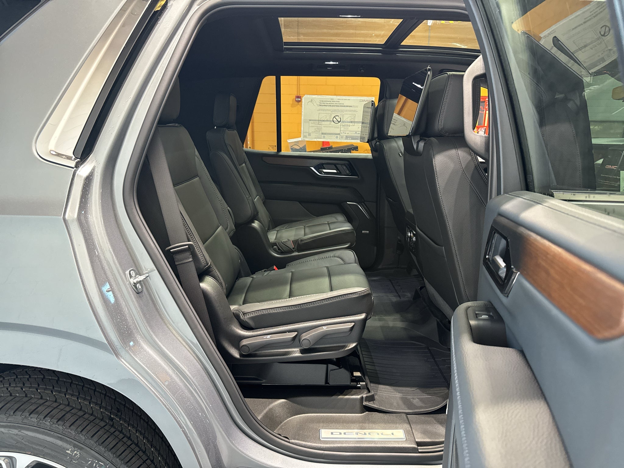 2027 GMC Yukon Denali