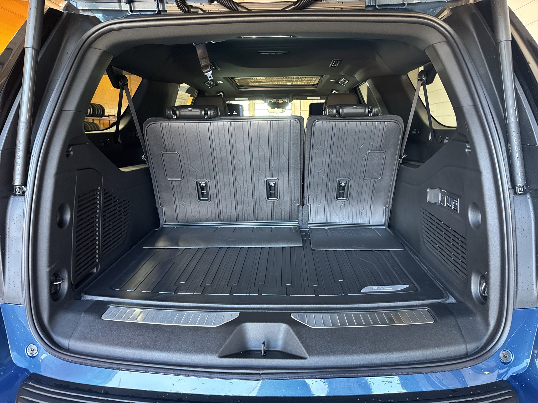 2027 GMC Yukon XL Denali