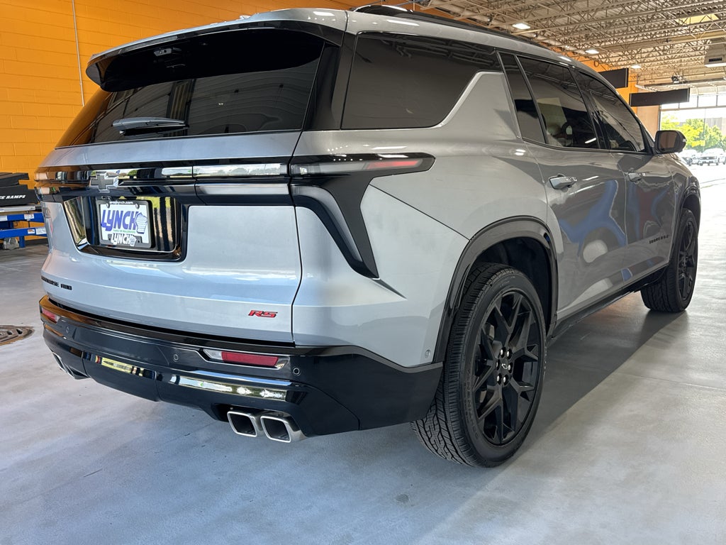 2025 Chevrolet Traverse RS