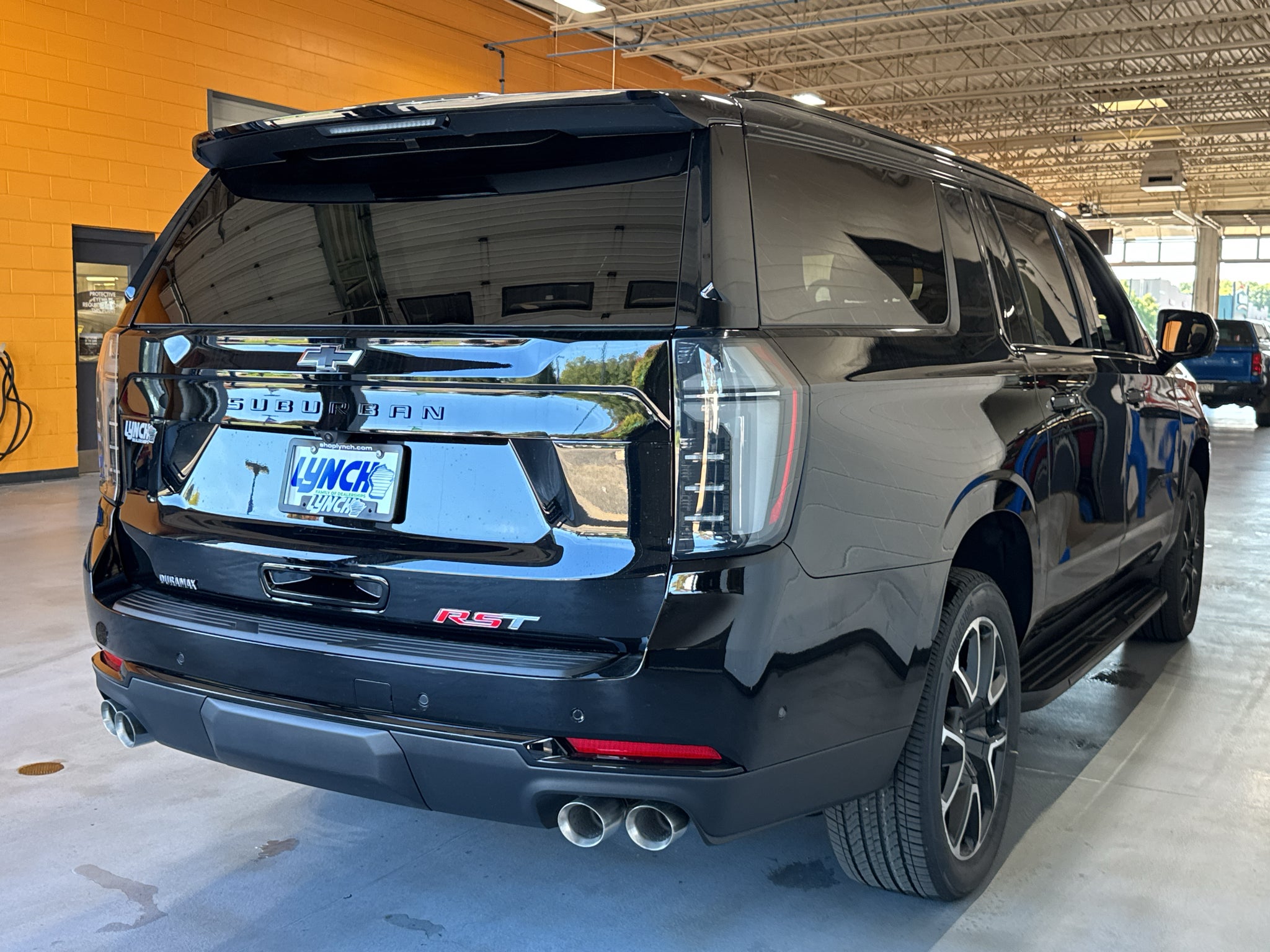 2026 Chevrolet Suburban RST